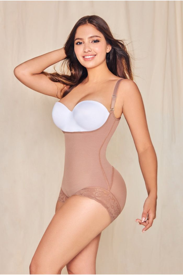 Thick and Curvy Girl Shapewear and Fajas - Shapewear